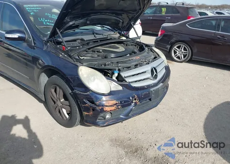 2008 Mercedes-Benz R 350 z USA, uszkodzony, nr VIN 4JGCB56E28A069832